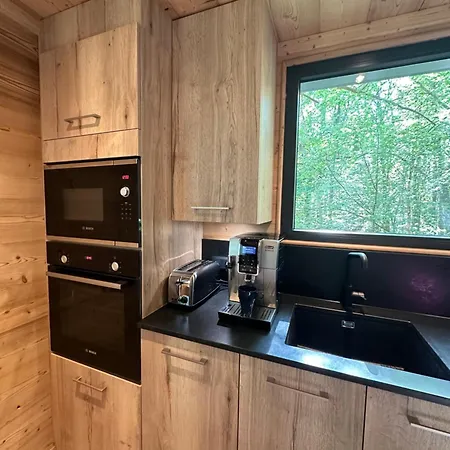 Lodge Sous Les Pins *